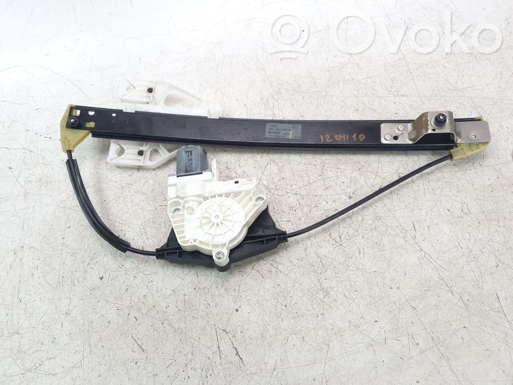 Audi Q3 F3 Alzacristalli della portiera posteriore con motorino 
