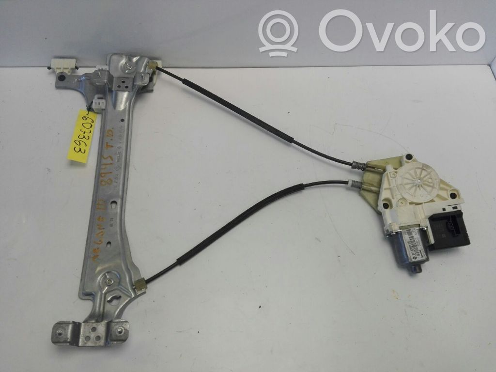 Renault Megane III Alzacristalli della portiera posteriore con motorino 