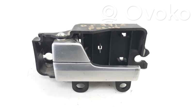 Manecilla interna puerta delantera   3M51R22601