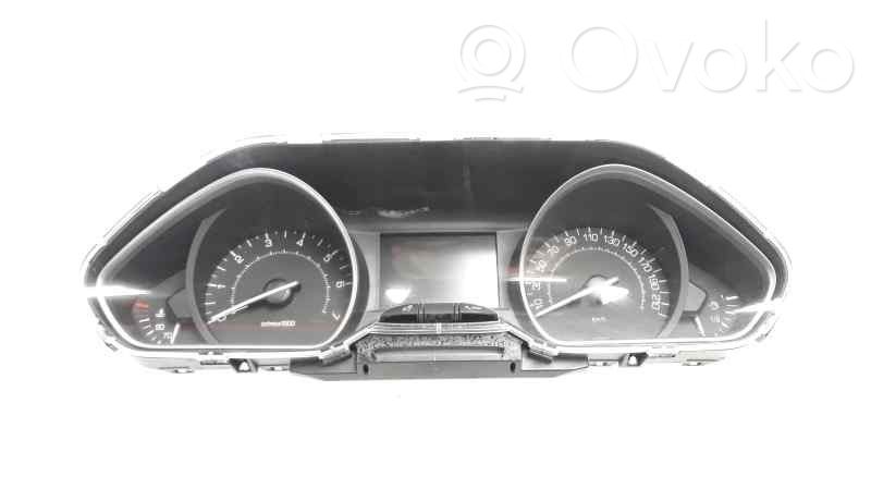 Peugeot 208 I Vitezometru (grup de instrumente) 