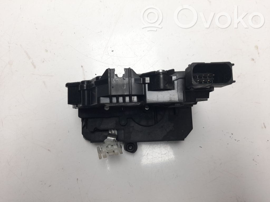 Front door lock   13431841