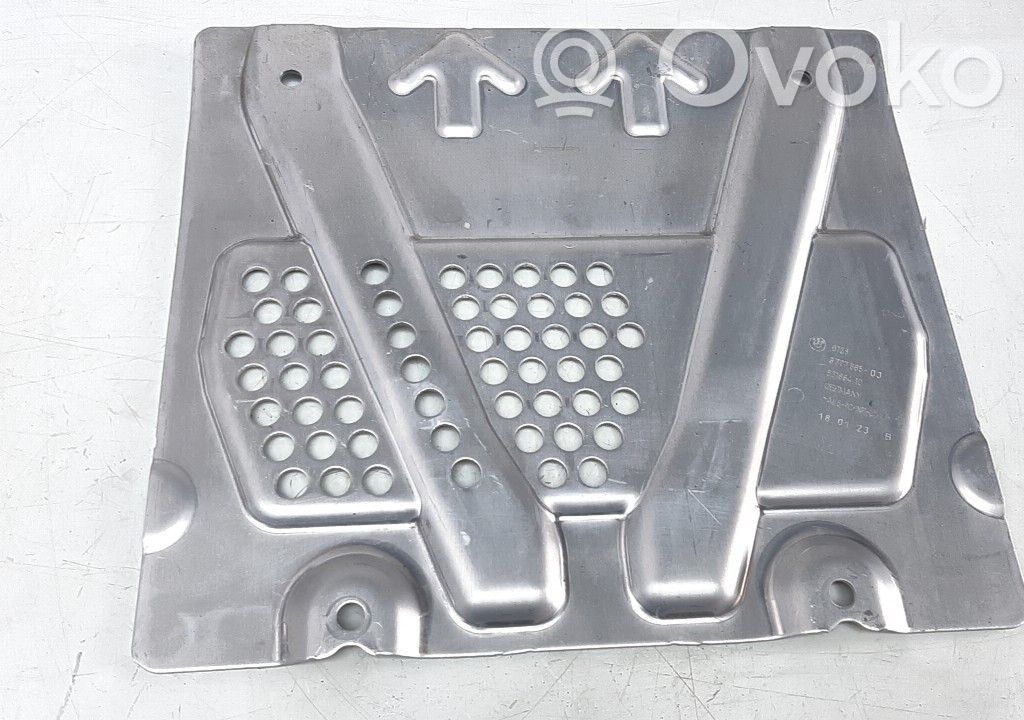 BMW 2 F46 Protezione anti spruzzi/sottoscocca del motore 
