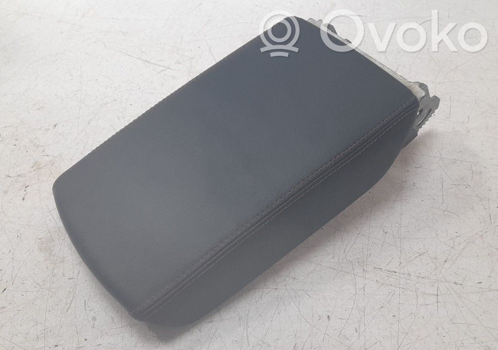 Armrest   5FA864207C