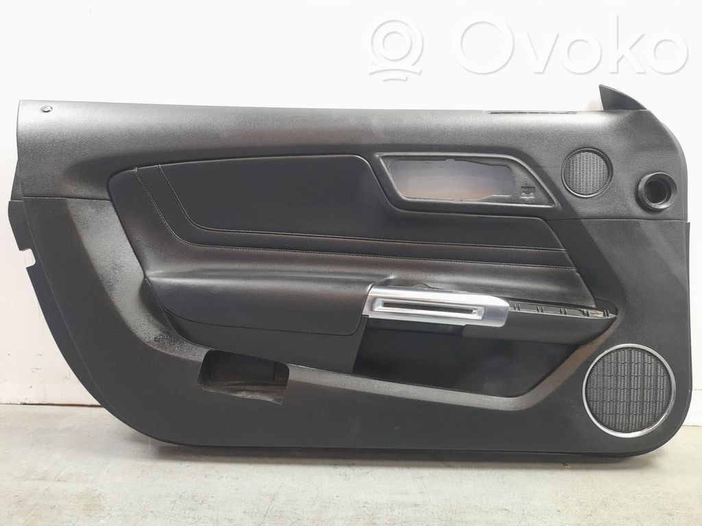 Ford Mustang VI Boczki / Poszycie drzwi przednich 