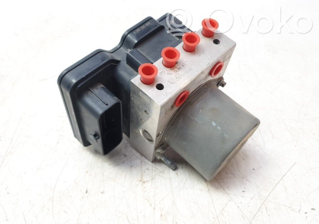 Mazda CX-3 ABS bloks 