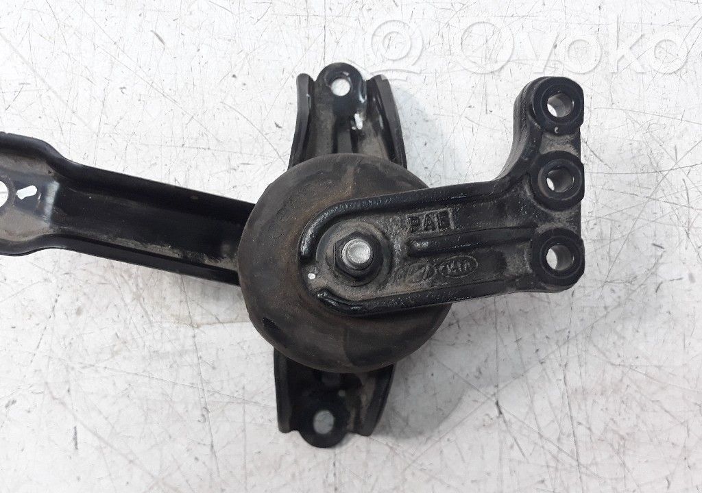KIA Rio Engine mount bracket 