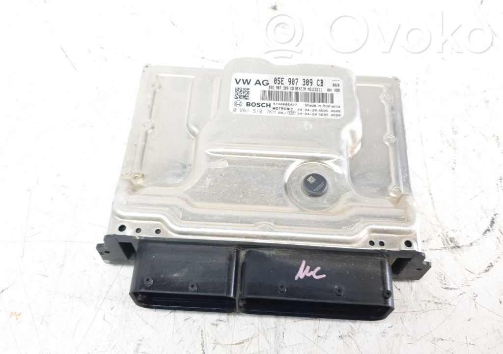 Unidad de control/módulo del motor   05E906013H