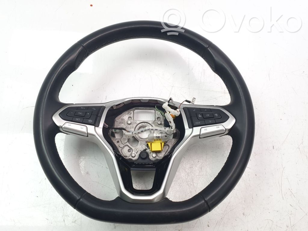 Volkswagen Polo VI Ohjauspyörä 