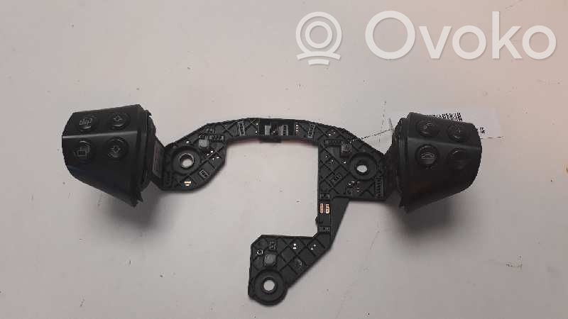 Mercedes-Benz A W169 Pulsanti/interruttori sul volante 