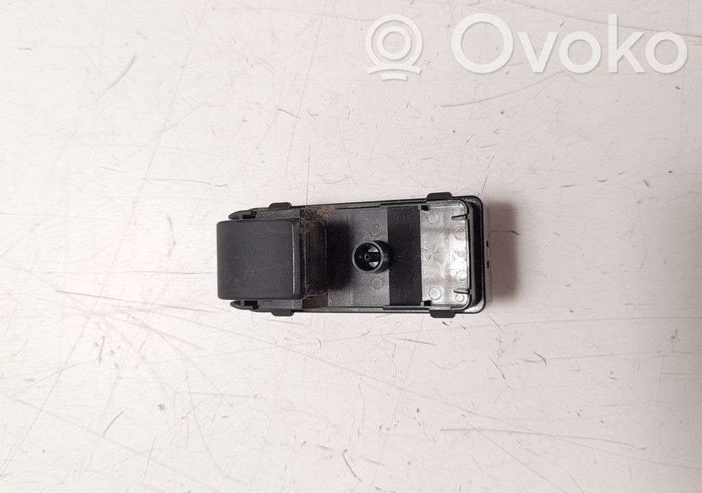 Mazda 3 III Electric window control switch 
