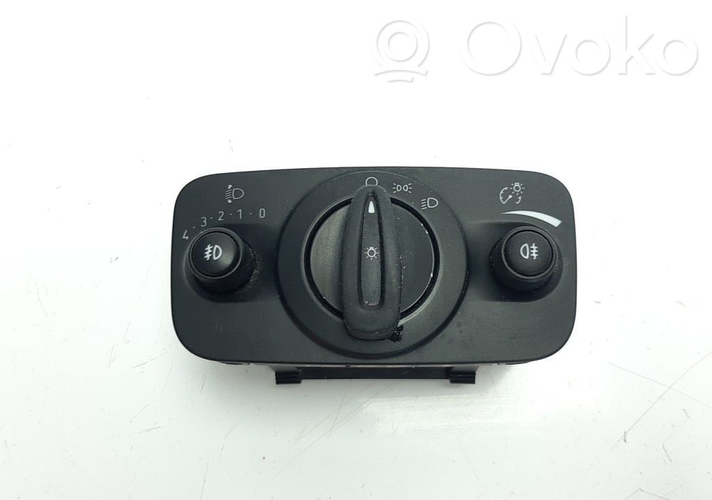 Panel lighting control switch   C1BT13A024CB