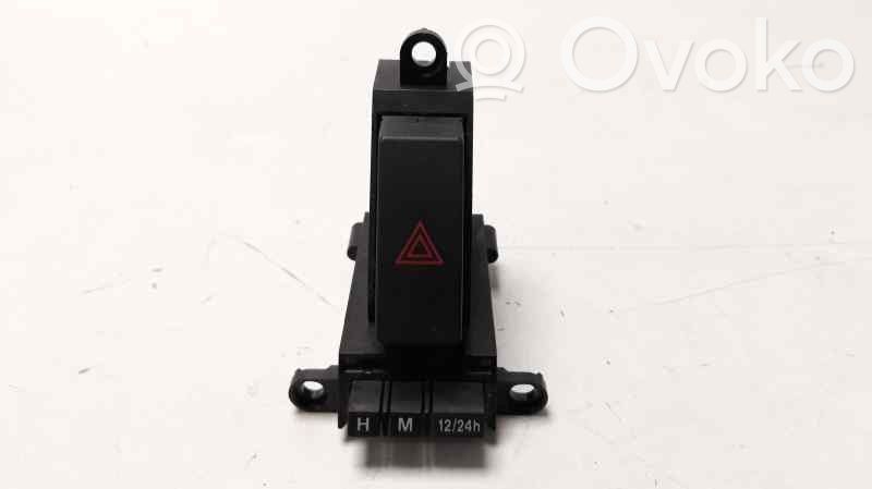 Schalter Warnblinkanlage   BBP3664H0