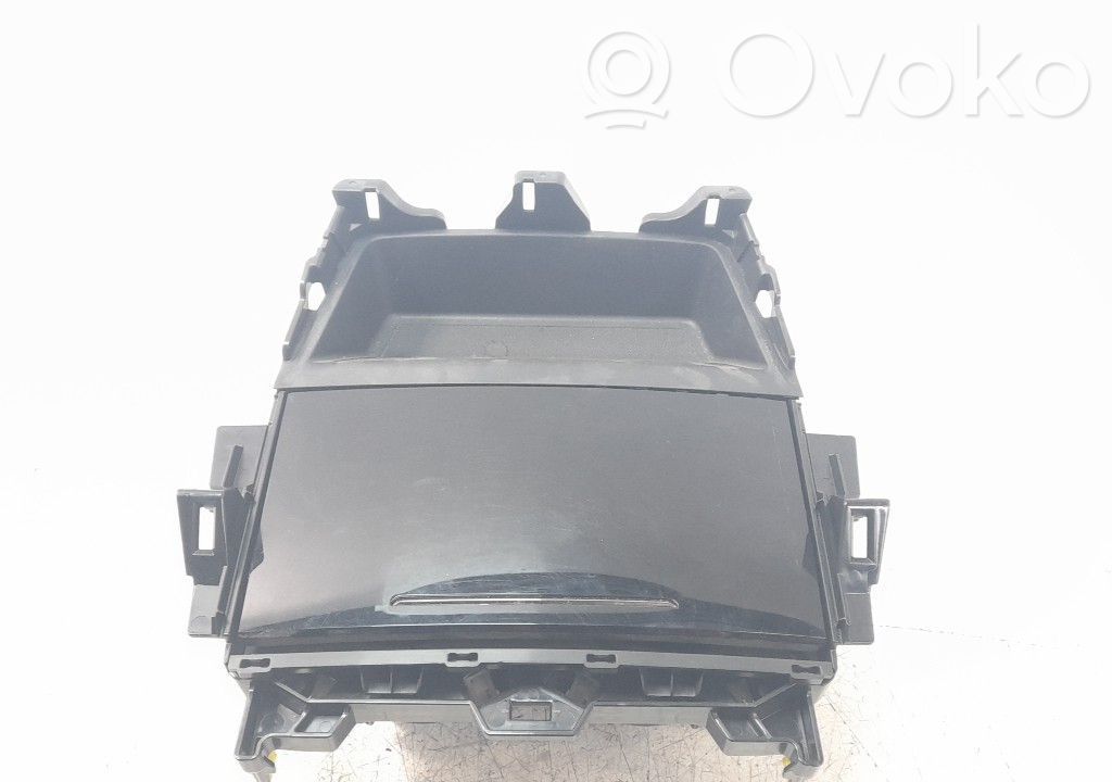 Mazda 3 Aschenbecher vorne 