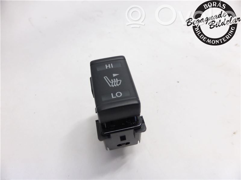 Nissan Note (E12) Interruptor de calefacción del asiento 