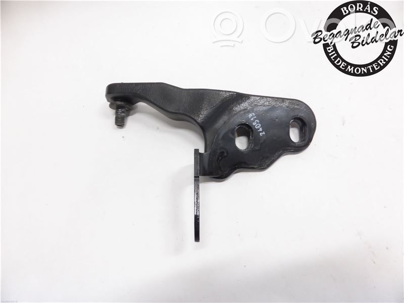 Front door upper hinge   1789336