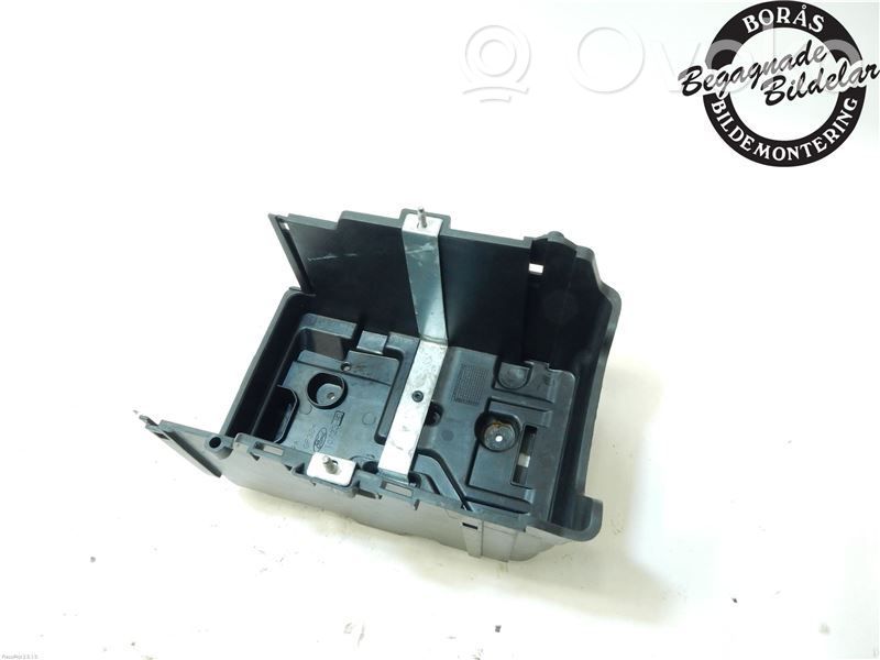 Ford Fiesta Battery tray 