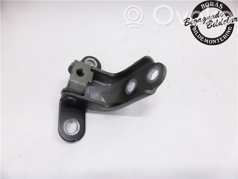 KIA Sportage Front door upper hinge 