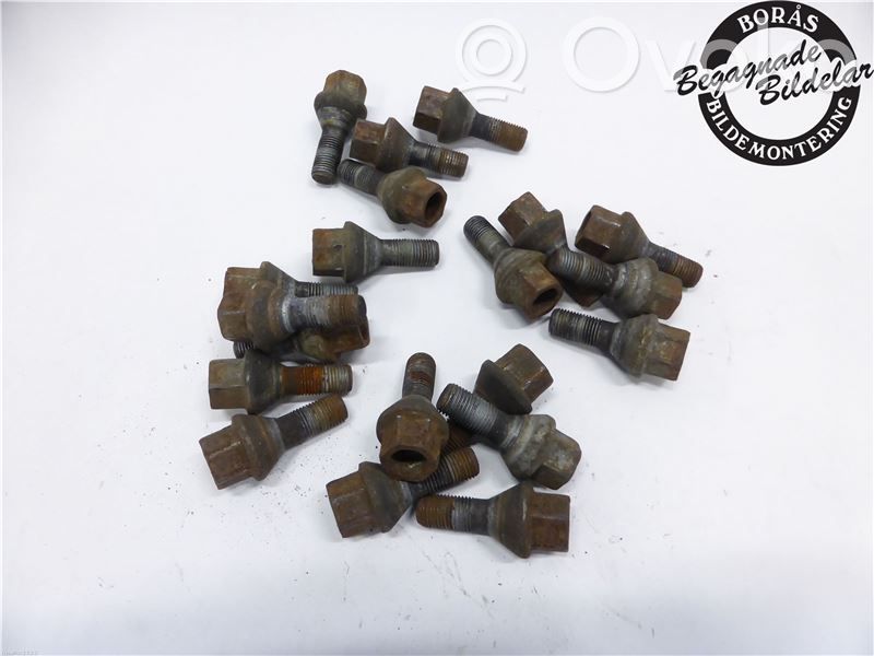 Peugeot Boxer Tuercas/tornillos 