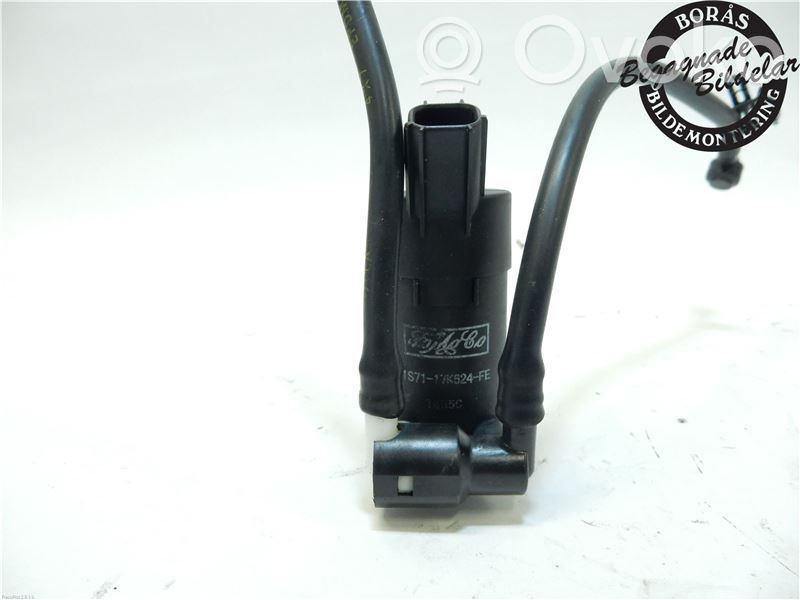 Windscreen/windshield washer pump   1355124,1S7117K624FE