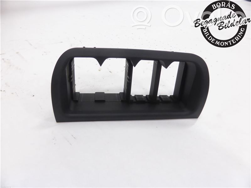 KIA Rio Dashboard trim 