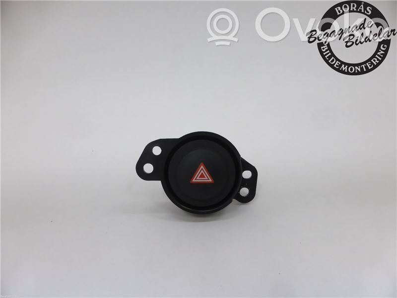 Peugeot 108 Hazard light switch 