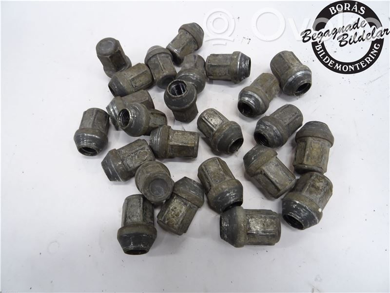 Tuercas/tornillos