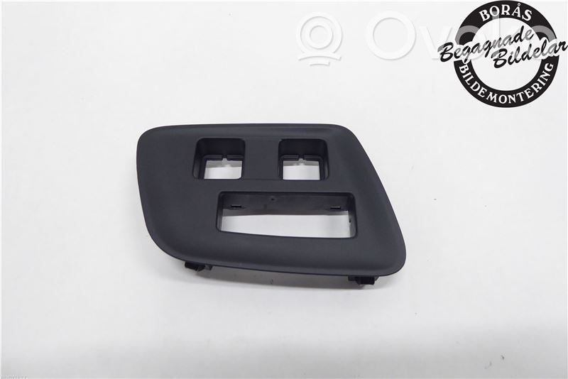 Citroen C4 II Dashboard trim 