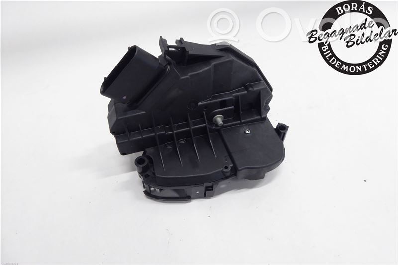 Ford Mondeo MK V Front door lock 