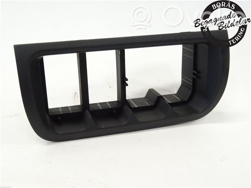 KIA Rio Dashboard trim 