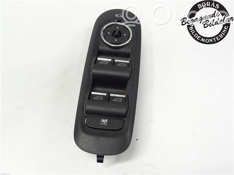 Electric window control switch   1491923