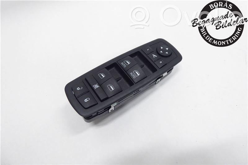 Jeep Cherokee Electric window control switch 