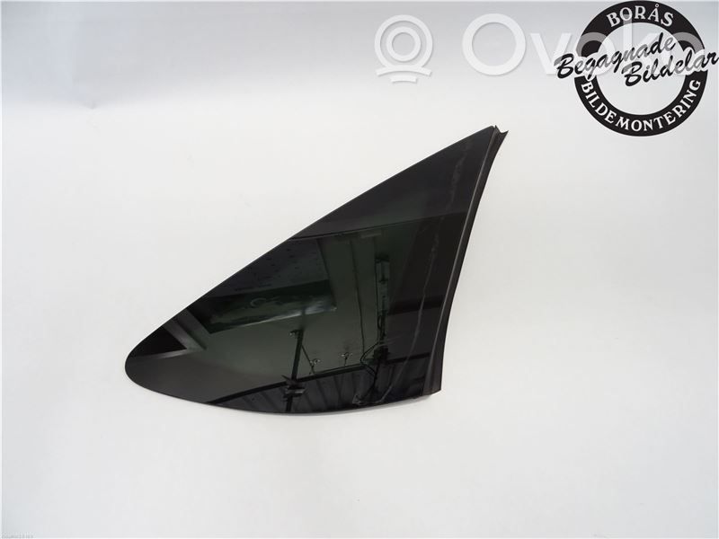 Ford Focus Vidrio lateral trasero 