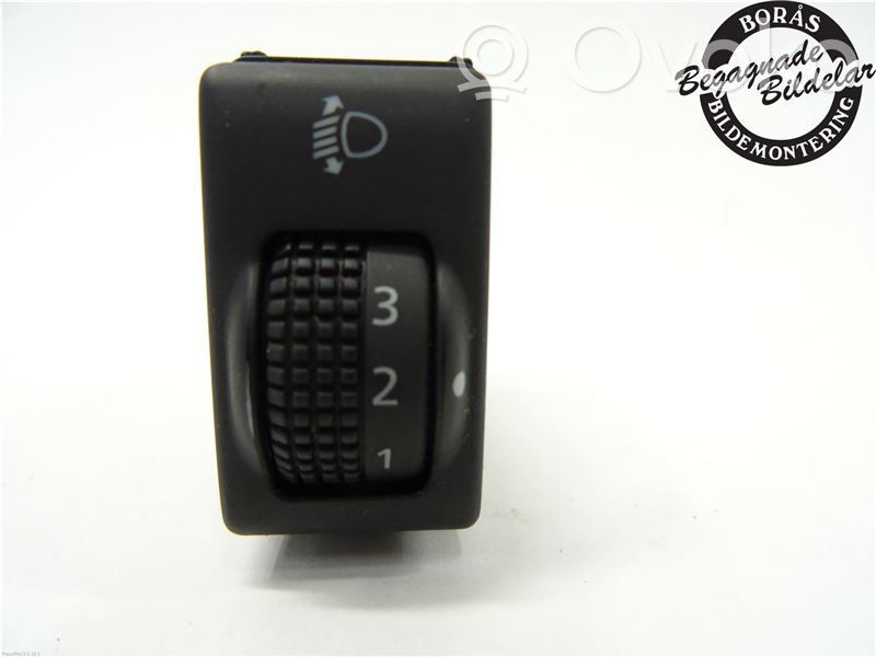 Nissan Navara D40 Interruptor de control del panel de luces 