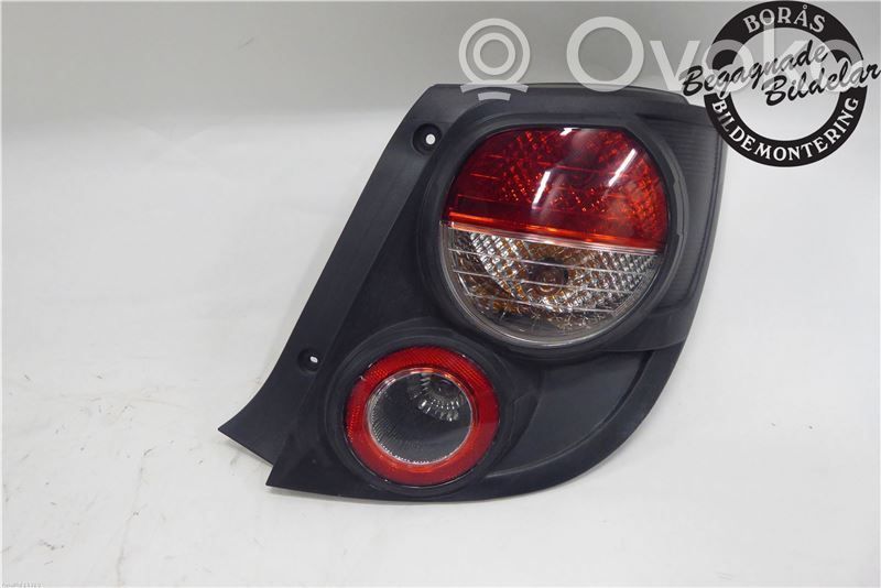 Chevrolet Aveo Задний фонарь в кузове 