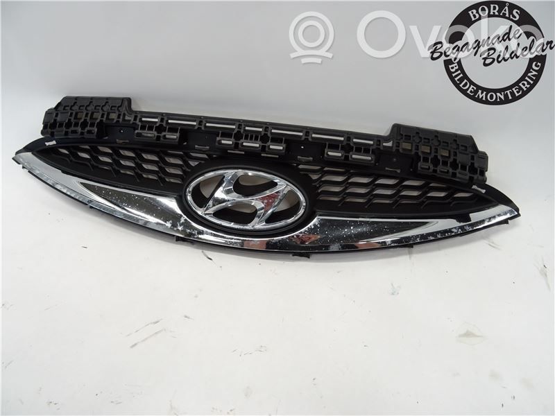 Hyundai ix20 Etupuskurin alempi jäähdytinsäleikkö 