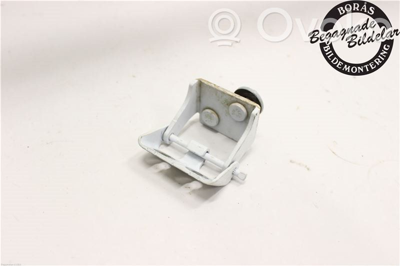 Ford Fiesta Tailgate/trunk/boot hinge 
