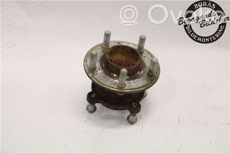 Ford Focus Rodamiento de cubo de rueda trasera 