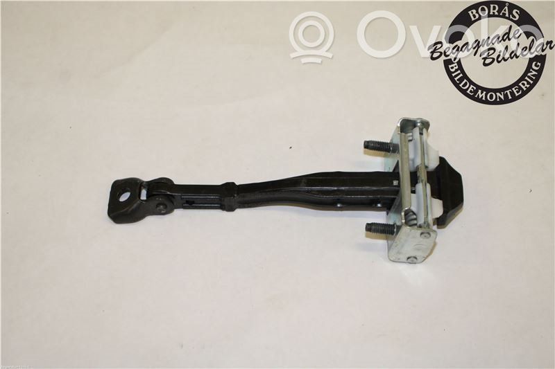 Ford Focus Etuoven pidätin 