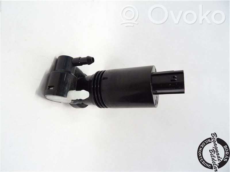 Ford Fiesta Windscreen/windshield washer pump 