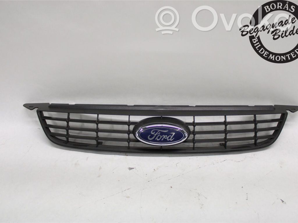 Ford Focus Front bumper lower grill 