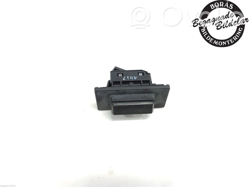 Mazda 3 III Tailgate/trunk/boot exterior handle 