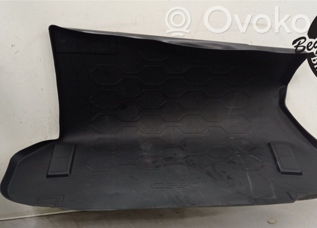 KIA Ceed Rubber trunk/boot mat liner 