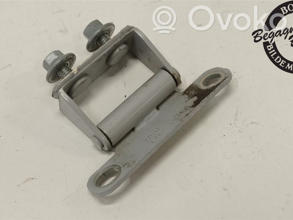 Tailgate/trunk/boot hinge   797100Z000