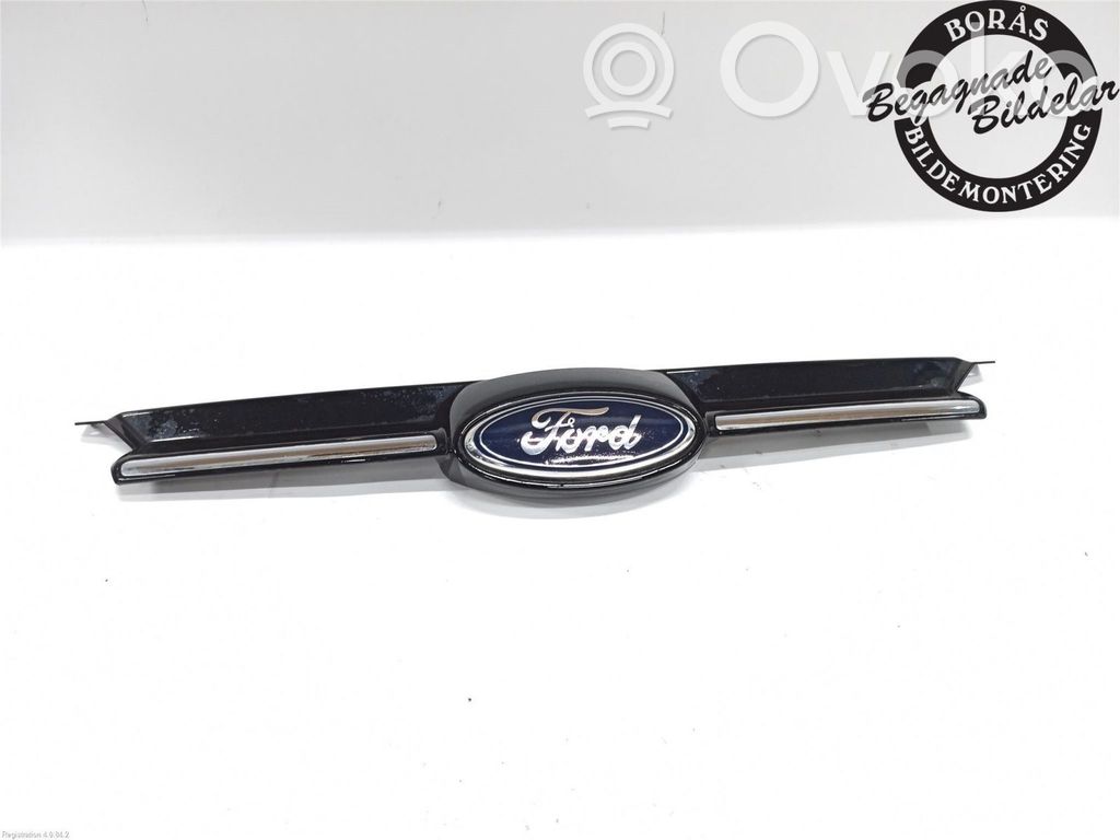 Ford Focus Front bumper lower grill 