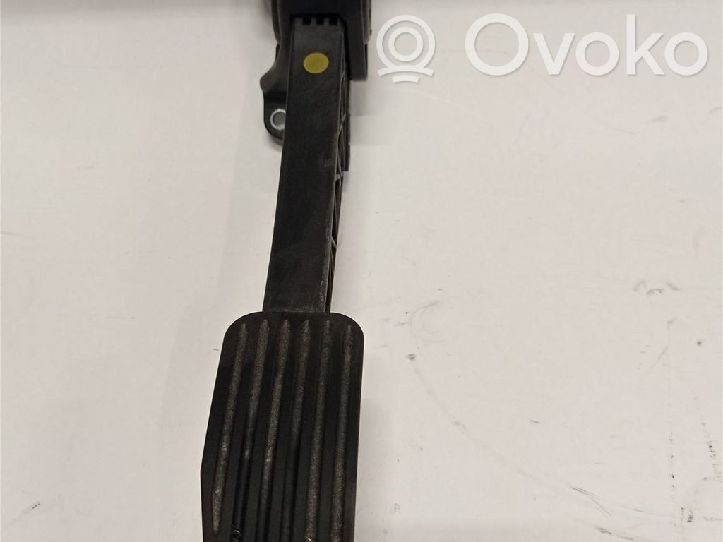 Volvo S60 Kaasupoljin 