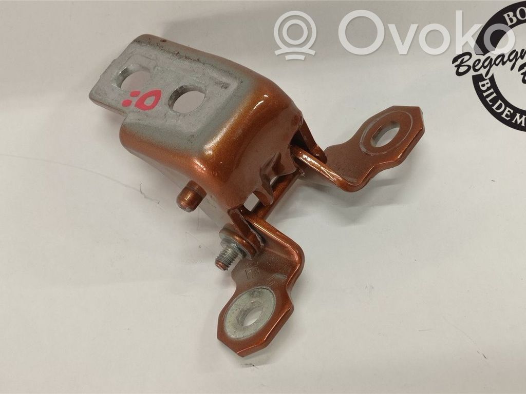 Renault Captur II Rear door upper hinge 
