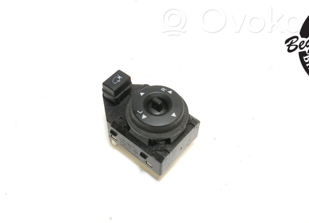 KIA Ceed Wing mirror switch 