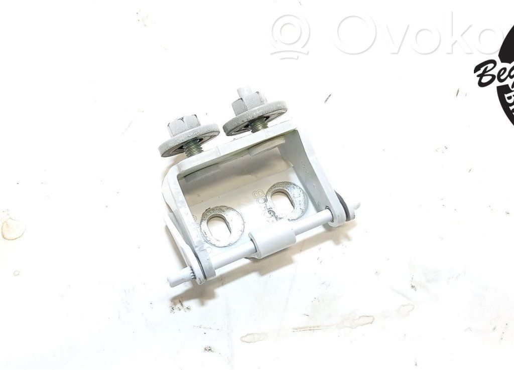 Tailgate/trunk/boot hinge   1747417,2703849