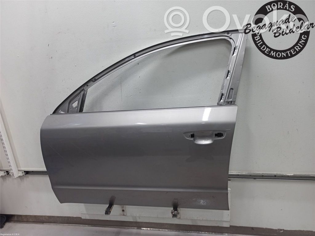 Skoda Superb B6 (3T) Puerta delantera 