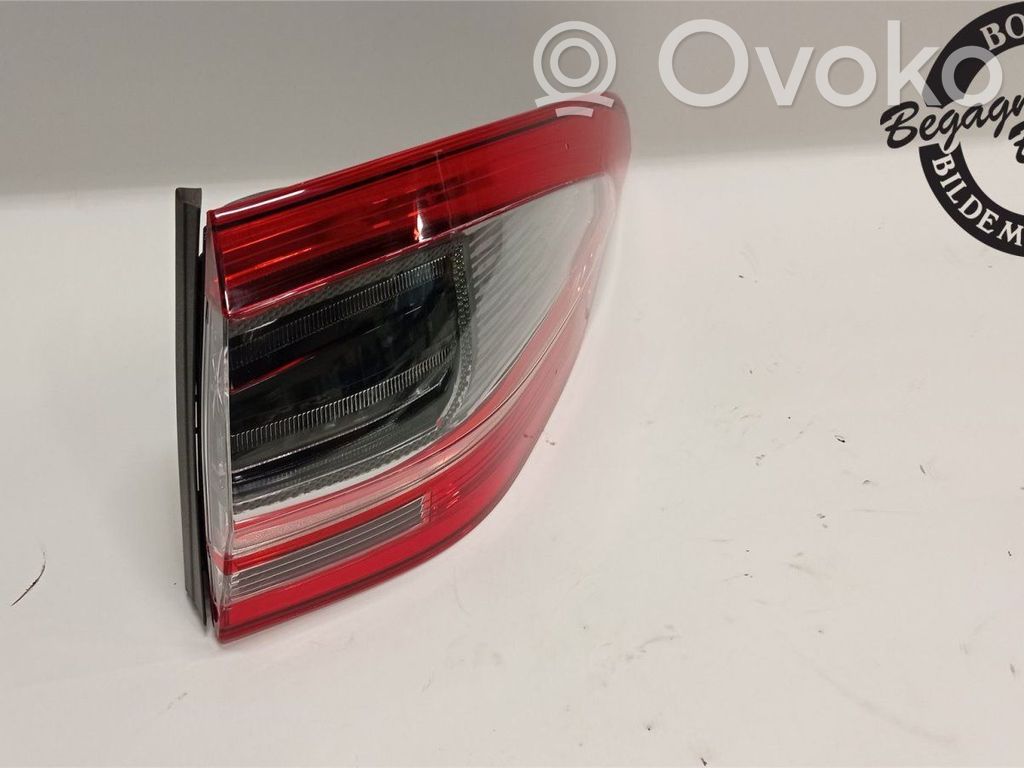 Rear/tail lights   1712784